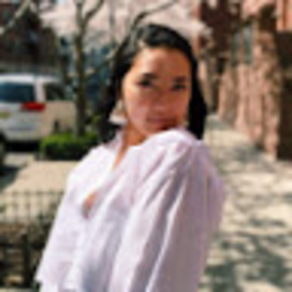 Meet your Posher, Elizabeth nicole - Picture 1 of 1